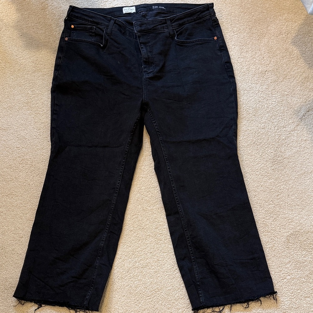Pilcro Black Straight Leg Women's Jeans
